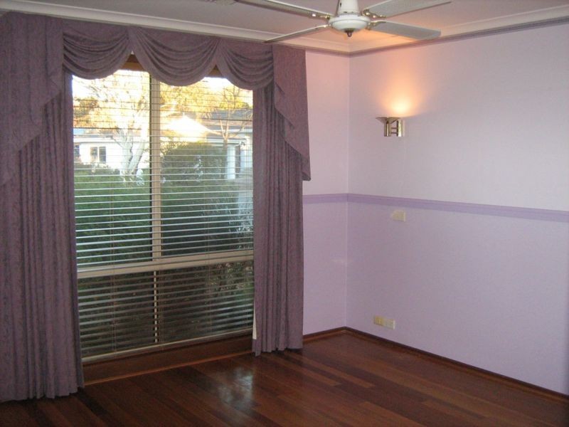 24 Wootton Crescent, Gordon ACT 2906