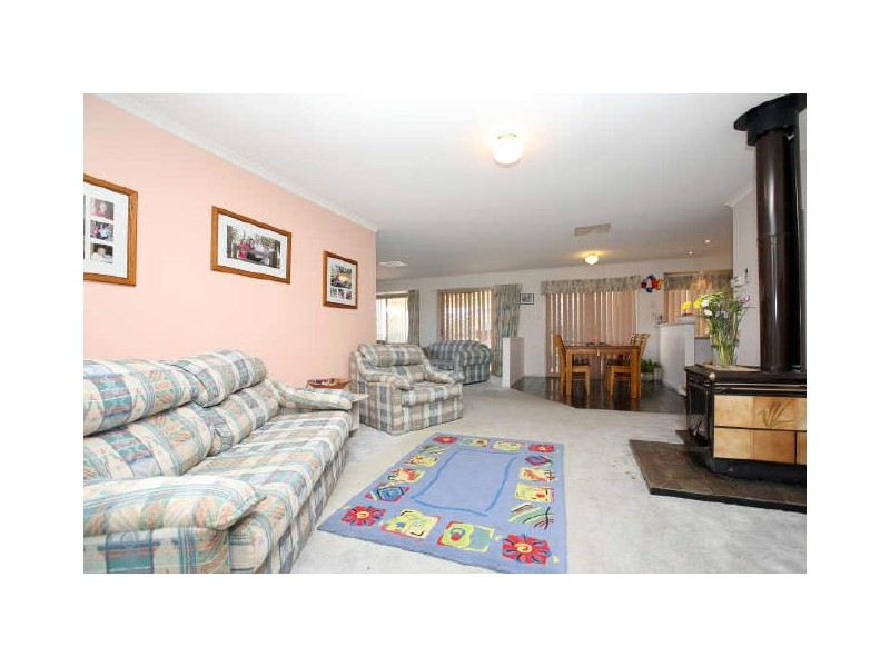 22 Fingleton Crescent, Gordon ACT 2906