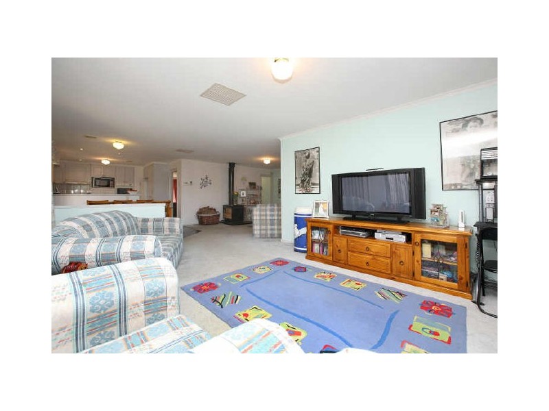 22 Fingleton Crescent, Gordon ACT 2906