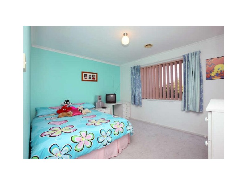22 Fingleton Crescent, Gordon ACT 2906