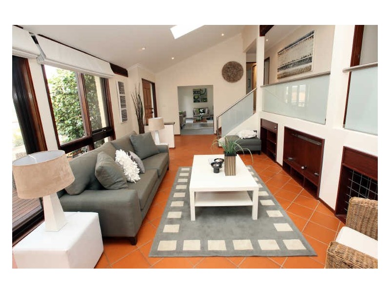 8 Camellia Place, Queanbeyan NSW 2620