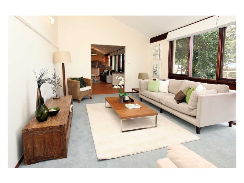 8 Camellia Place, Queanbeyan NSW 2620