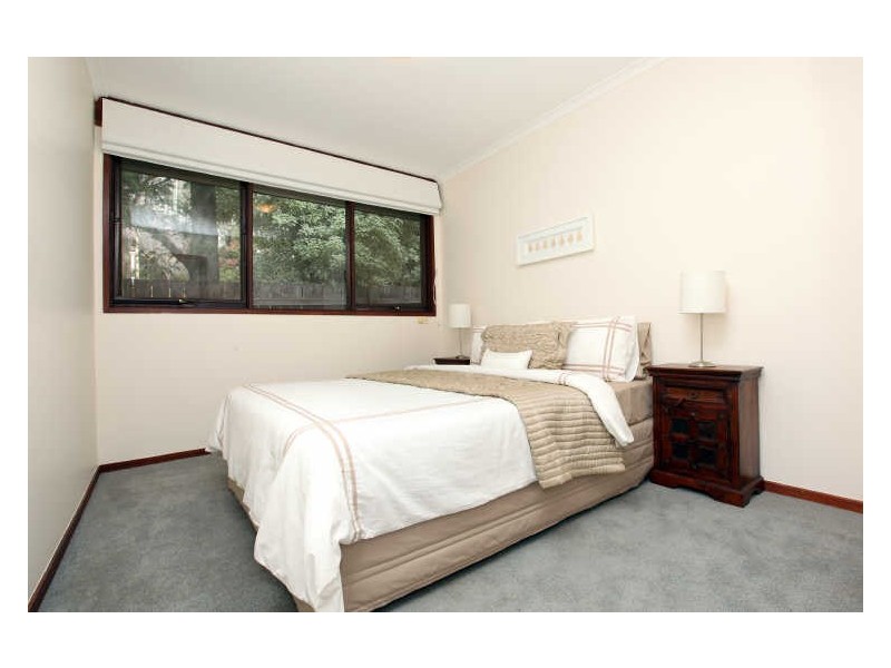 8 Camellia Place, Queanbeyan NSW 2620