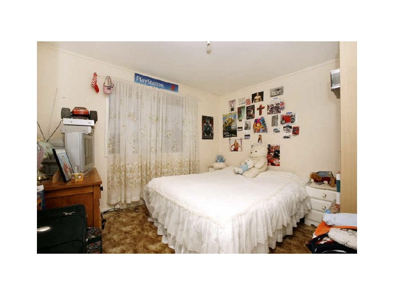 96 Eggleston Crescent, Chifley ACT 2606