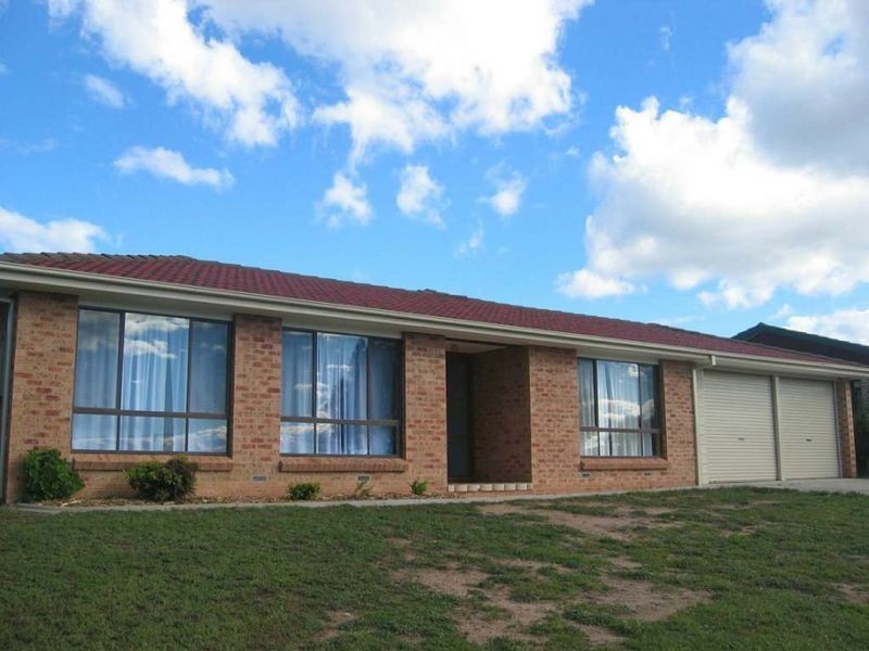 36 May Maxwell Crescent, Gilmore ACT 2905