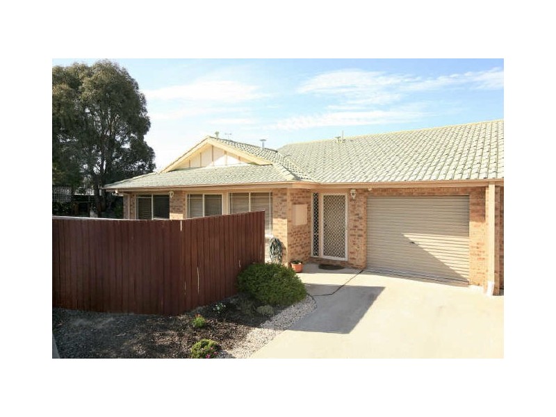 8/32 Sid Barnes Crescent, Gordon ACT 2906