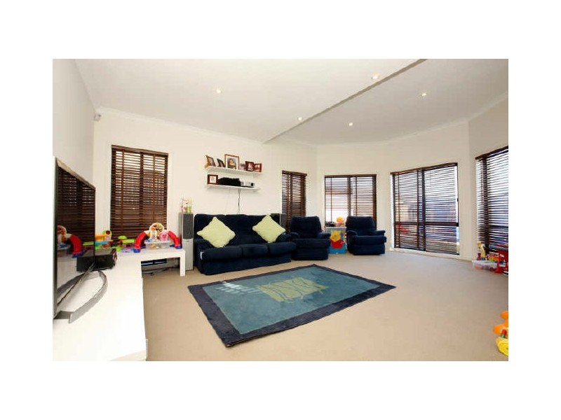 4 Cookson Place, Banks ACT 2906