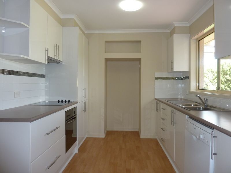 24 Russell Drysdale Crescent, Conder ACT 2906