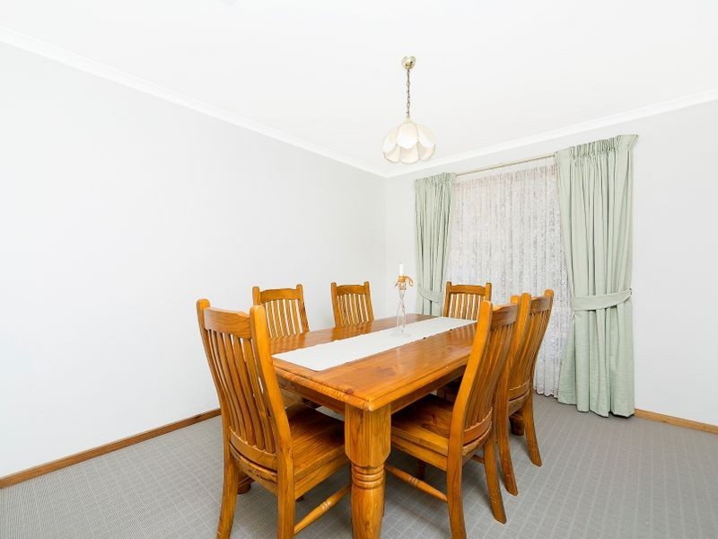 7 Flegg Crescent, Gordon ACT 2906