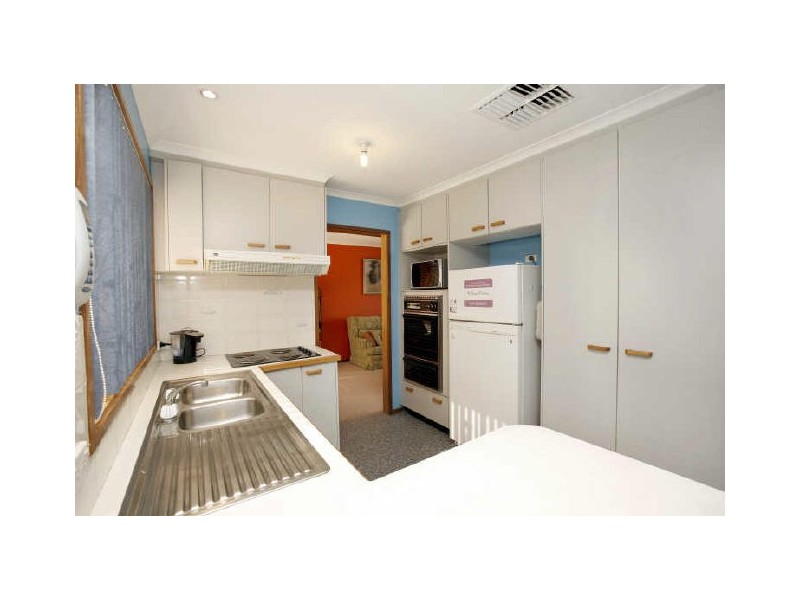 28 Ironbark Crescent, Banks ACT 2906