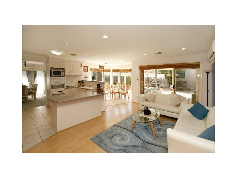 7 Gaylard Place, Gordon ACT 2906