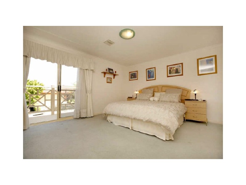 7 Gaylard Place, Gordon ACT 2906