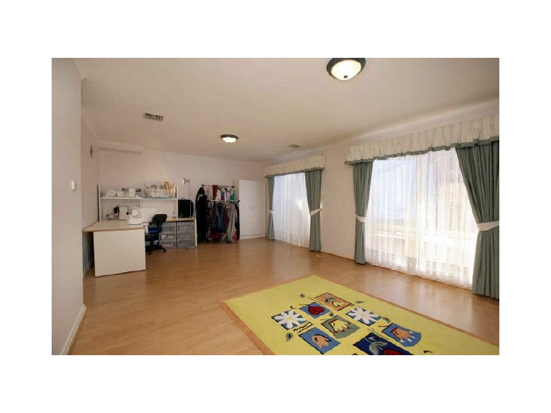 7 Gaylard Place, Gordon ACT 2906