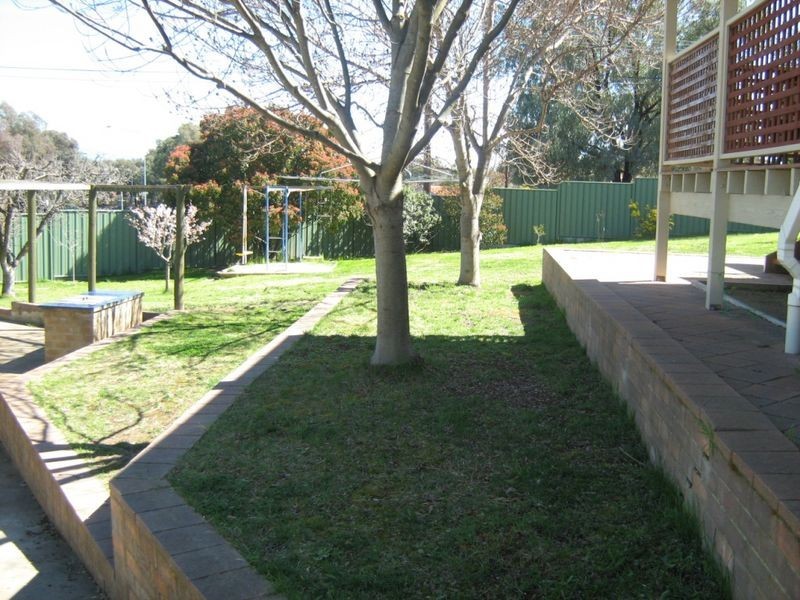 6 Bolton Place, Wanniassa ACT 2903