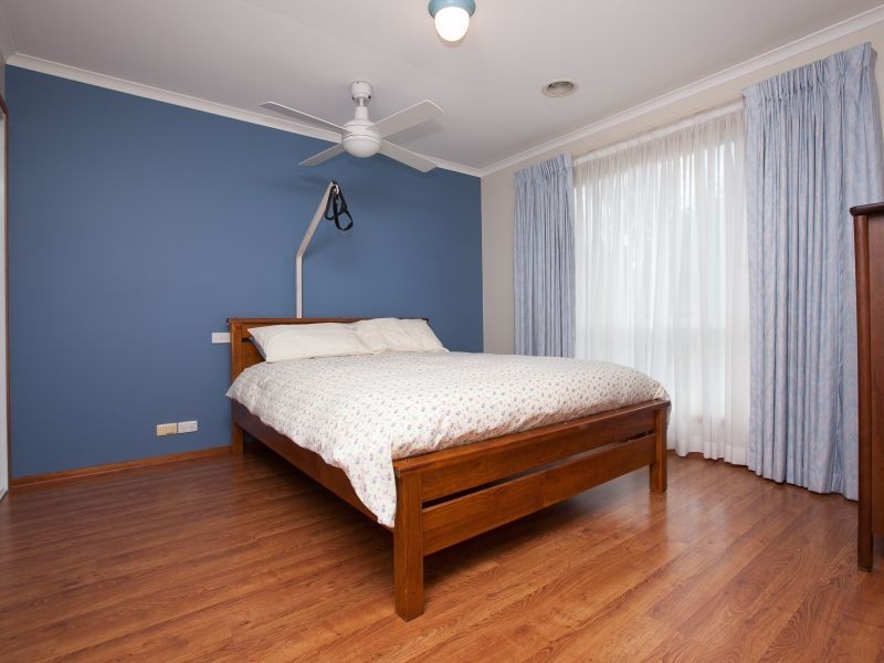 133 Clive Steele Avenue, Monash ACT 2904