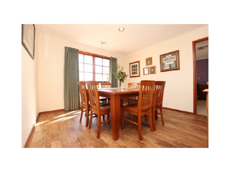 1 Cathie Place, Calwell ACT 2905