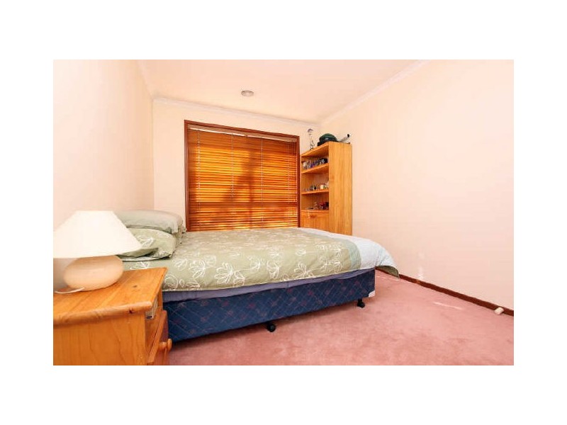 1 Cathie Place, Calwell ACT 2905