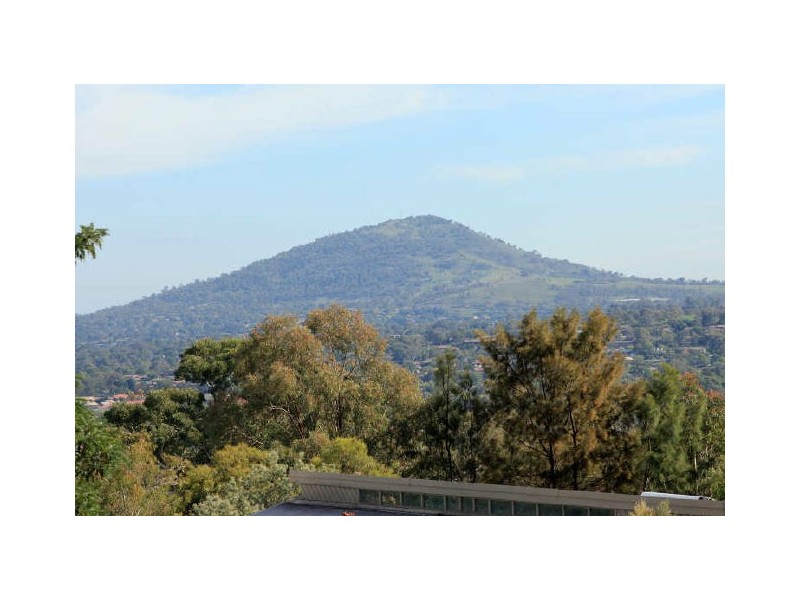 1 Cathie Place, Calwell ACT 2905