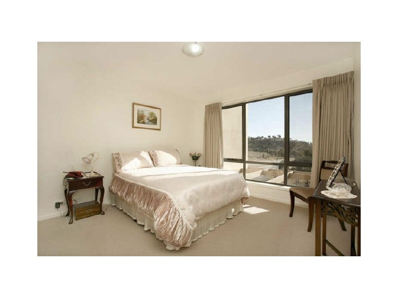 32/58 Eileen Good Street, Greenway ACT 2900