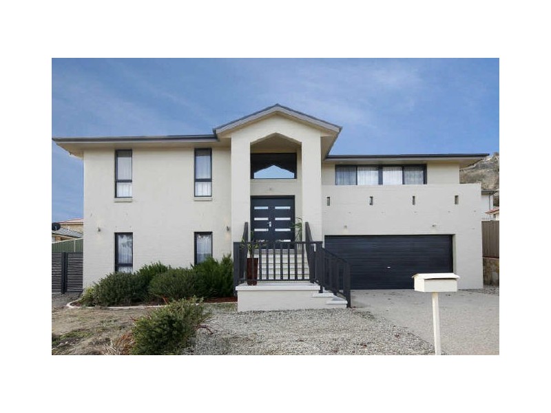 9 Alison Ashby Circuit, Banks ACT 2906