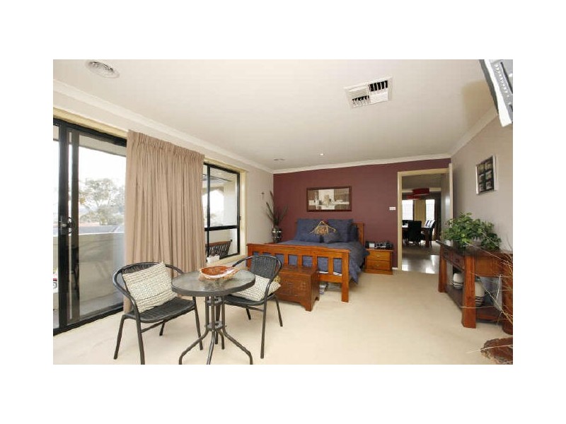 9 Alison Ashby Circuit, Banks ACT 2906