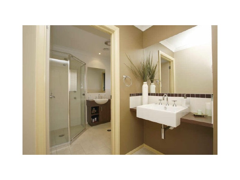 9 Alison Ashby Circuit, Banks ACT 2906