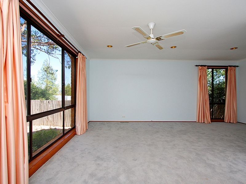 46 May Maxwell Crescent, Gilmore ACT 2905