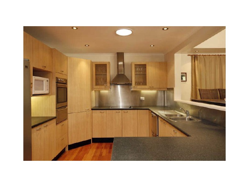 122 Monaro Crescent, Red Hill ACT 2603