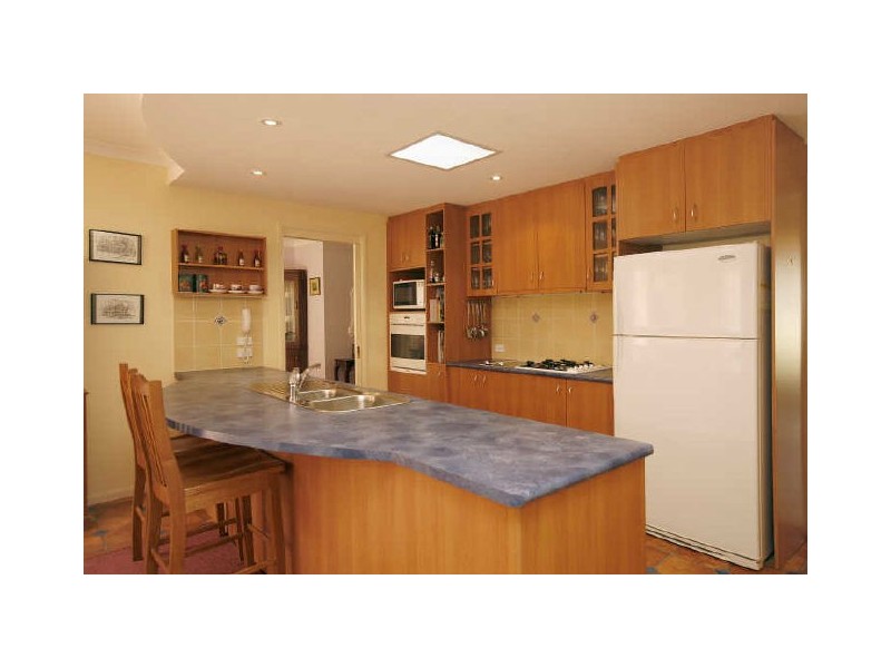 7 Brennan Court, Jerrabomberra NSW 2619