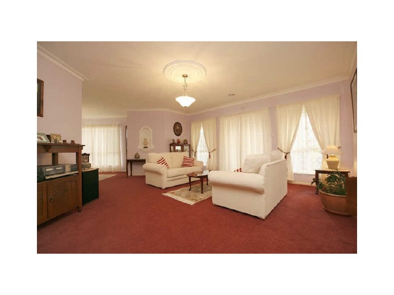 7 Brennan Court, Jerrabomberra NSW 2619