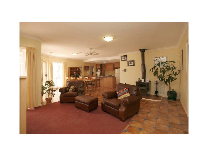 7 Brennan Court, Jerrabomberra NSW 2619