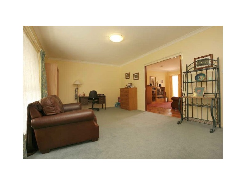 7 Brennan Court, Jerrabomberra NSW 2619