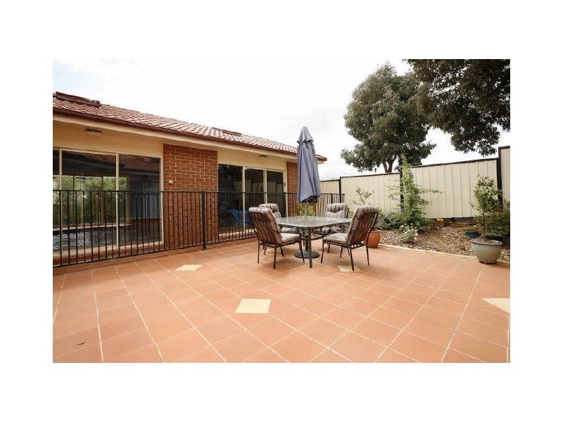 7 Brennan Court, Jerrabomberra NSW 2619