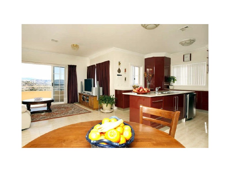 17 Galbraith Close, Banks ACT 2906