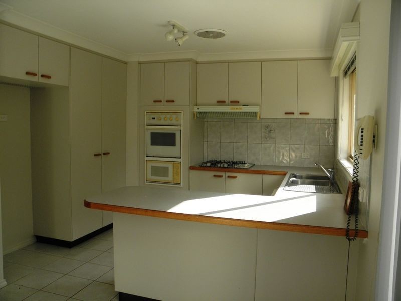 11/3 Derrington Crescent, Bonython ACT 2905
