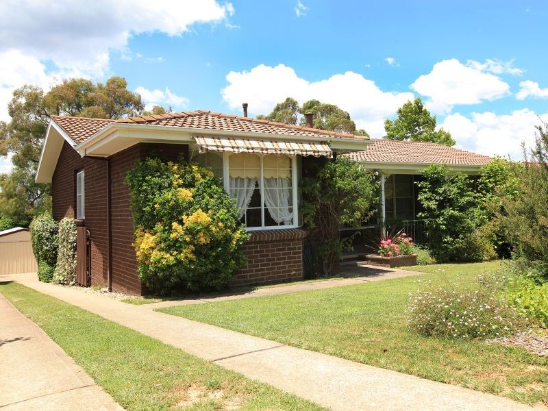 6 Frankland Street, Holder ACT 2611