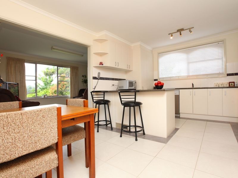6 Frankland Street, Holder ACT 2611