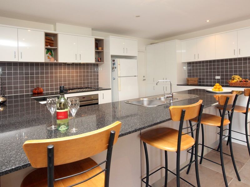 10 Emanuel Place, Conder ACT 2906