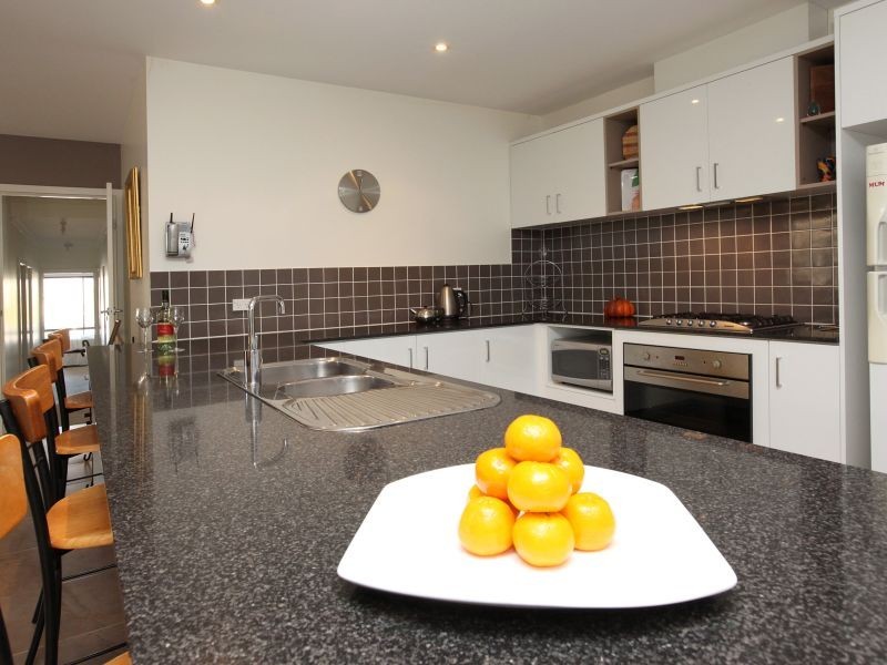 10 Emanuel Place, Conder ACT 2906