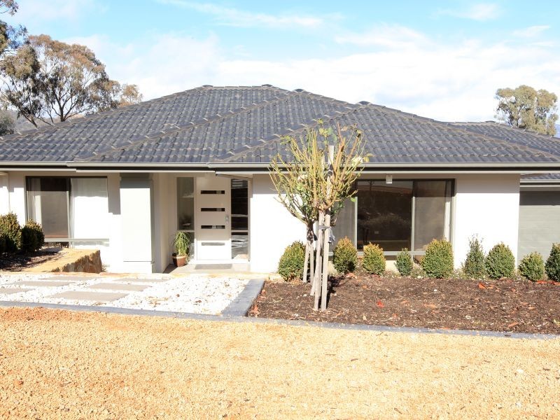 10 Emanuel Place, Conder ACT 2906