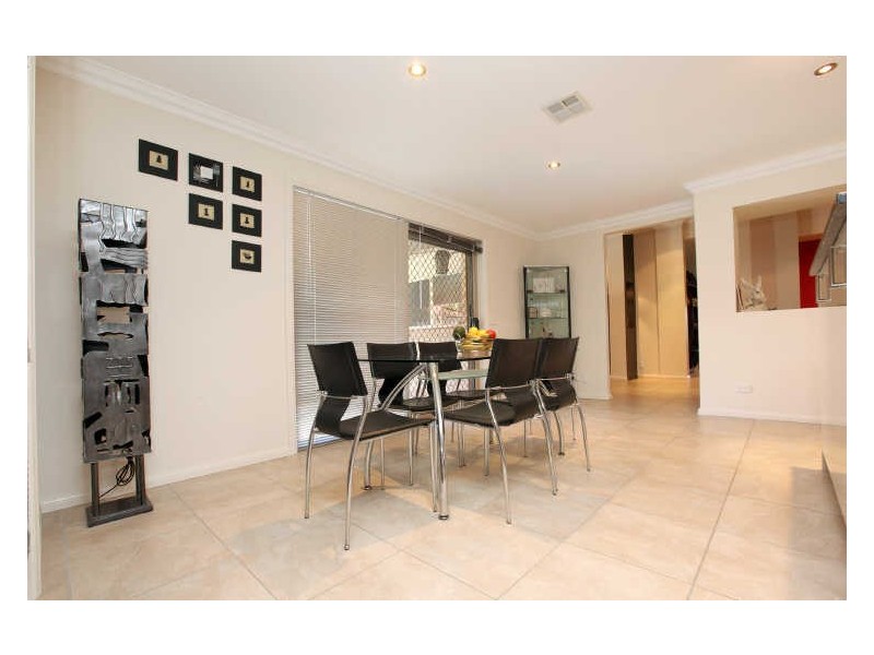 2 Towers Place, Gordon ACT 2906