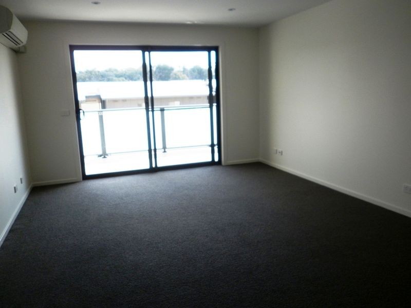 40/15 Braybrooke Street “The Hub”, Bruce ACT 2617