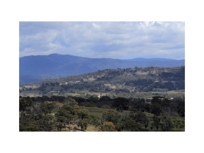 255 Bicentennial Drive, Jerrabomberra NSW 2619