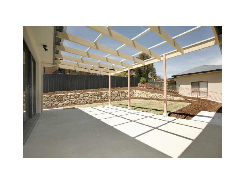 255 Bicentennial Drive, Jerrabomberra NSW 2619