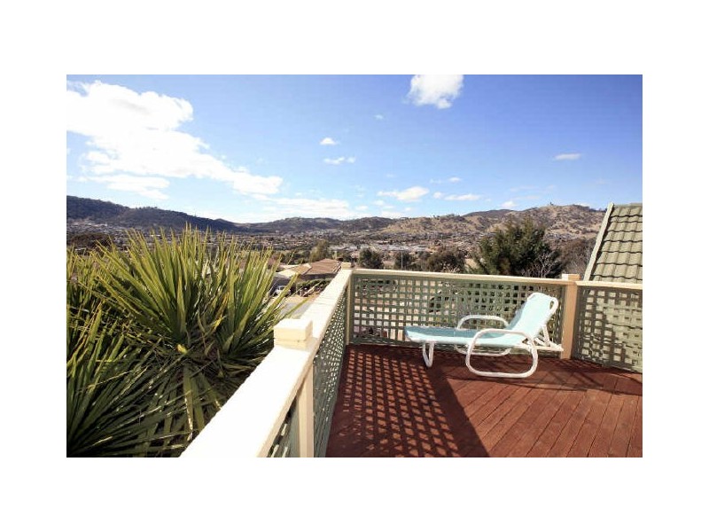 18 Shean Place, Gordon ACT 2906