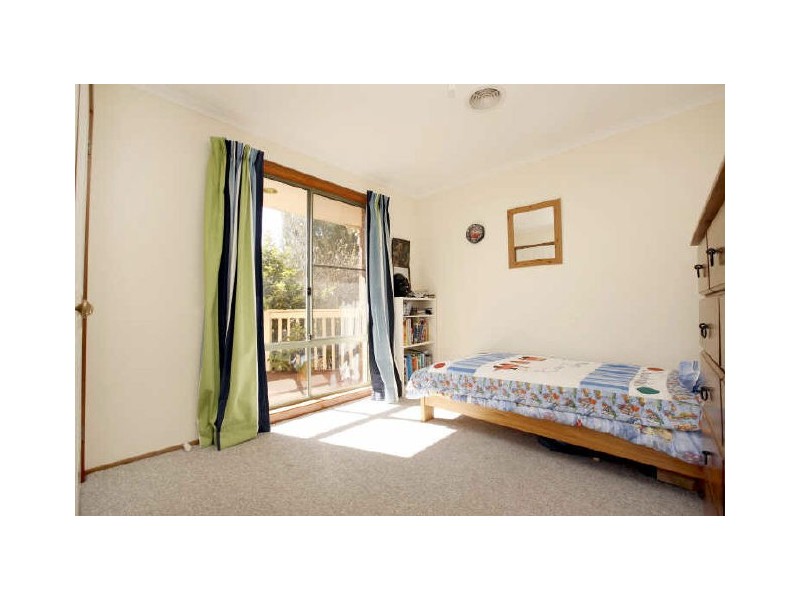 18 Shean Place, Gordon ACT 2906