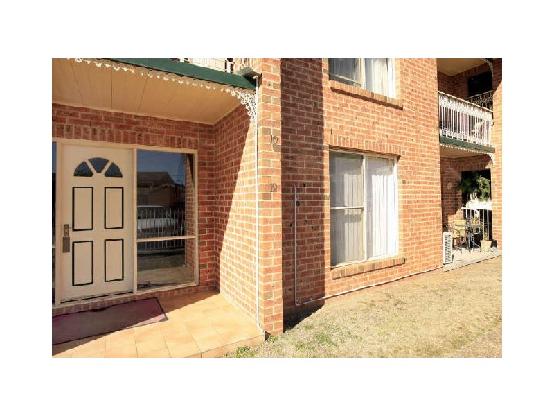 12/46 Carrington Street, Queanbeyan NSW 2620