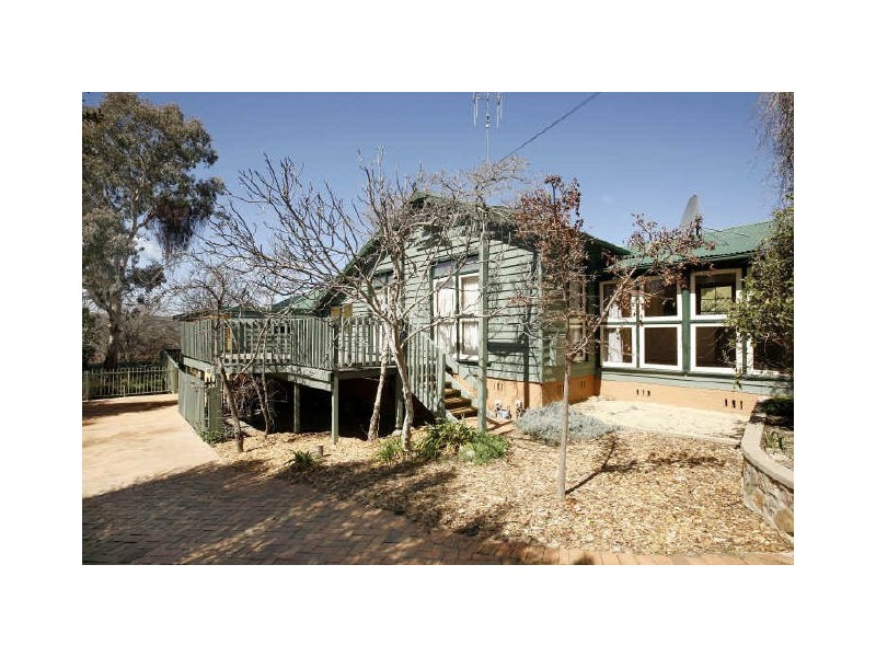 33 Brereton Street, Queanbeyan NSW 2620