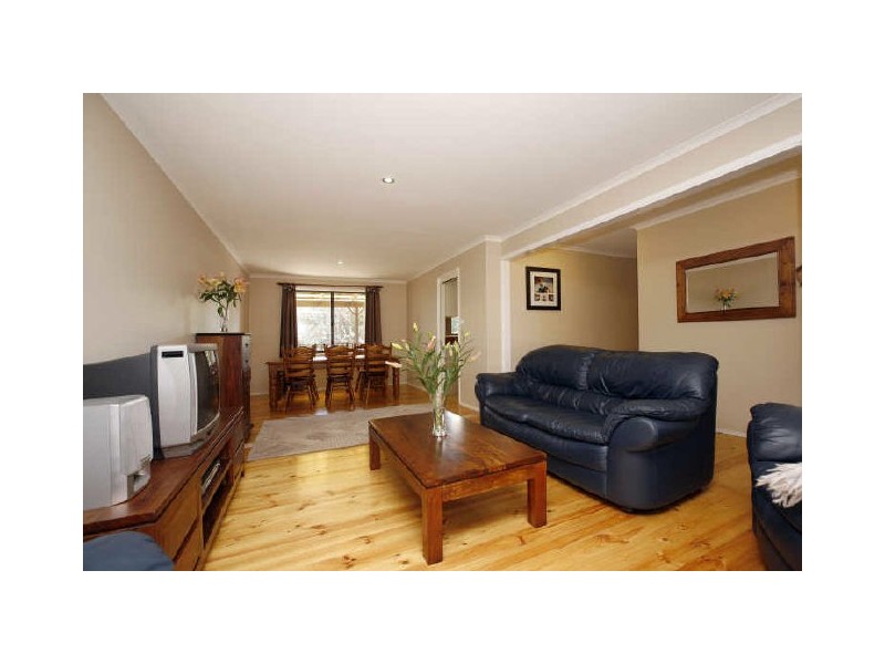 32 Beattie Crescent, Richardson ACT 2905