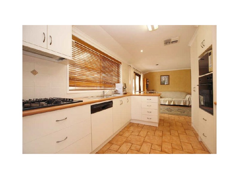 162 Streeton Drive, Chapman ACT 2611